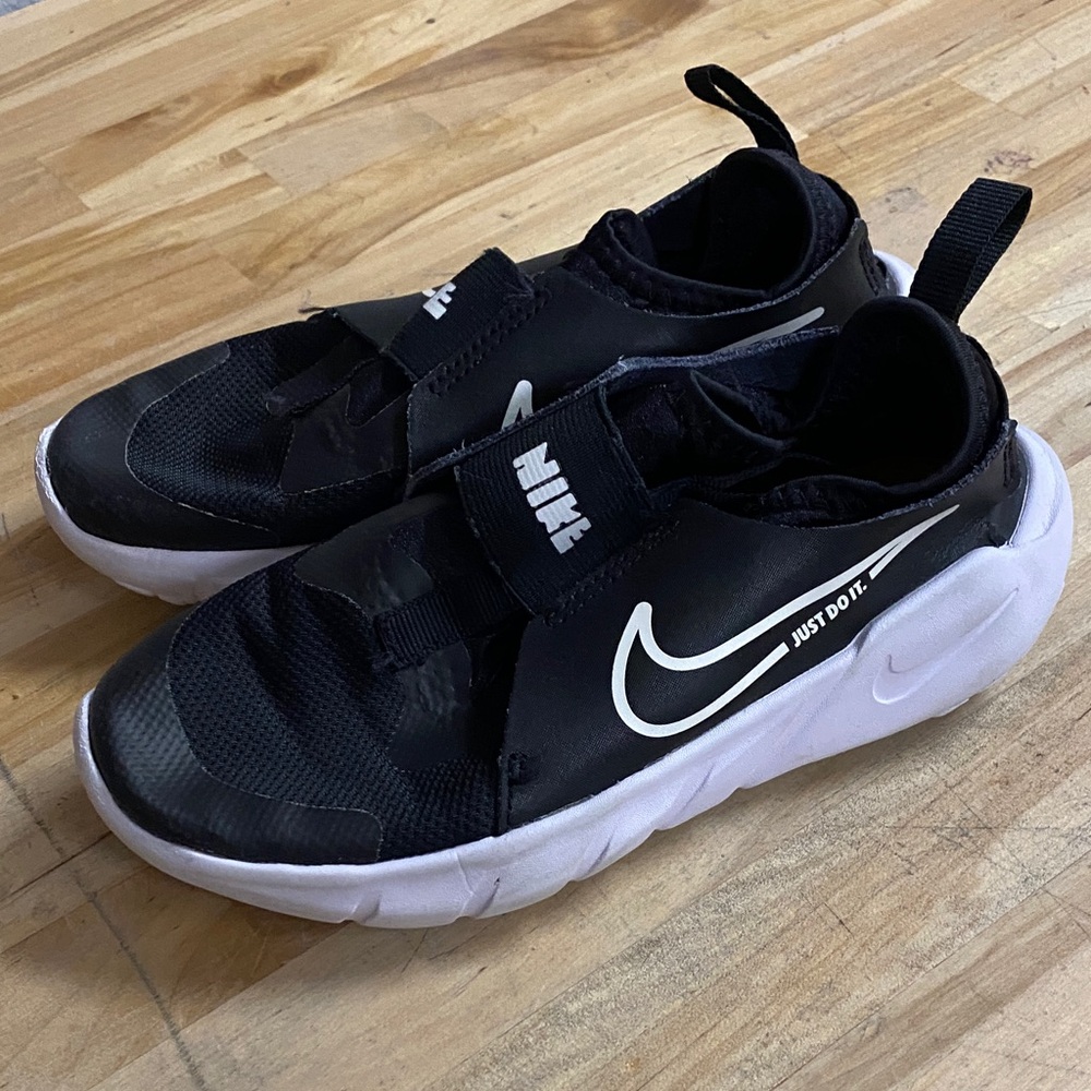 Nike Kids Black and White Slip-On Athletic Sneakers